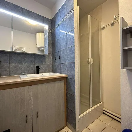 Appt 2p 6 Pers Avec Piscine Et Parking A Port Camargue - Fr-1-250-288