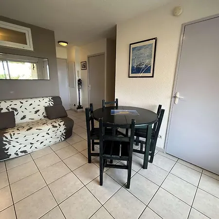 Apartman Appt 2p 6 Pers Avec Piscine Et Parking A Port Camargue - Fr-1-250-288 *